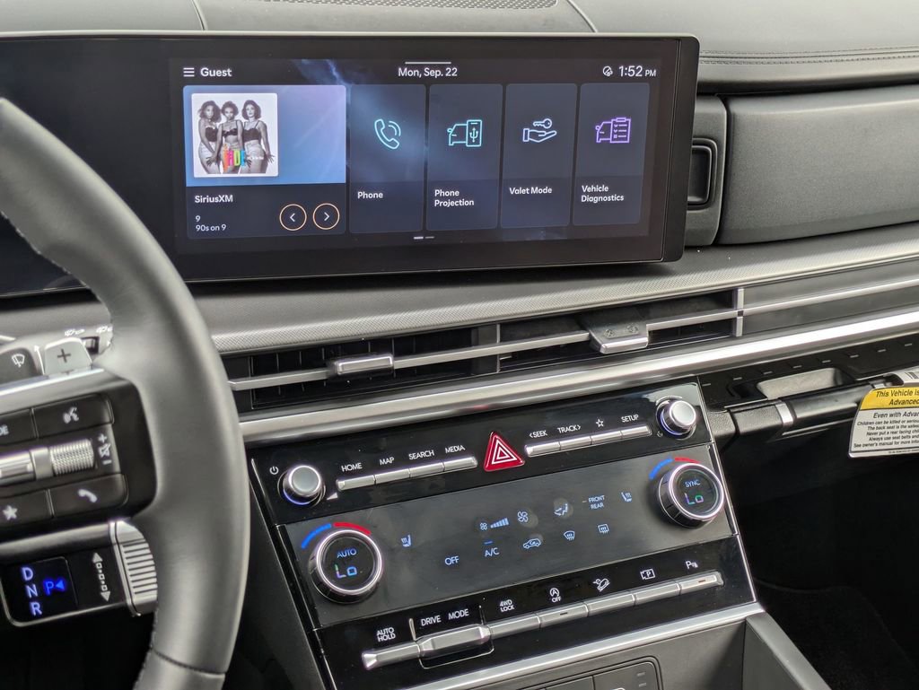 Used 2025 Hyundai Santa Fe SEL image 23