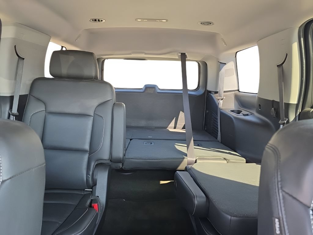 Used 2018 GMC Yukon SLT w/ Premium Edition AWD/4WD image 32