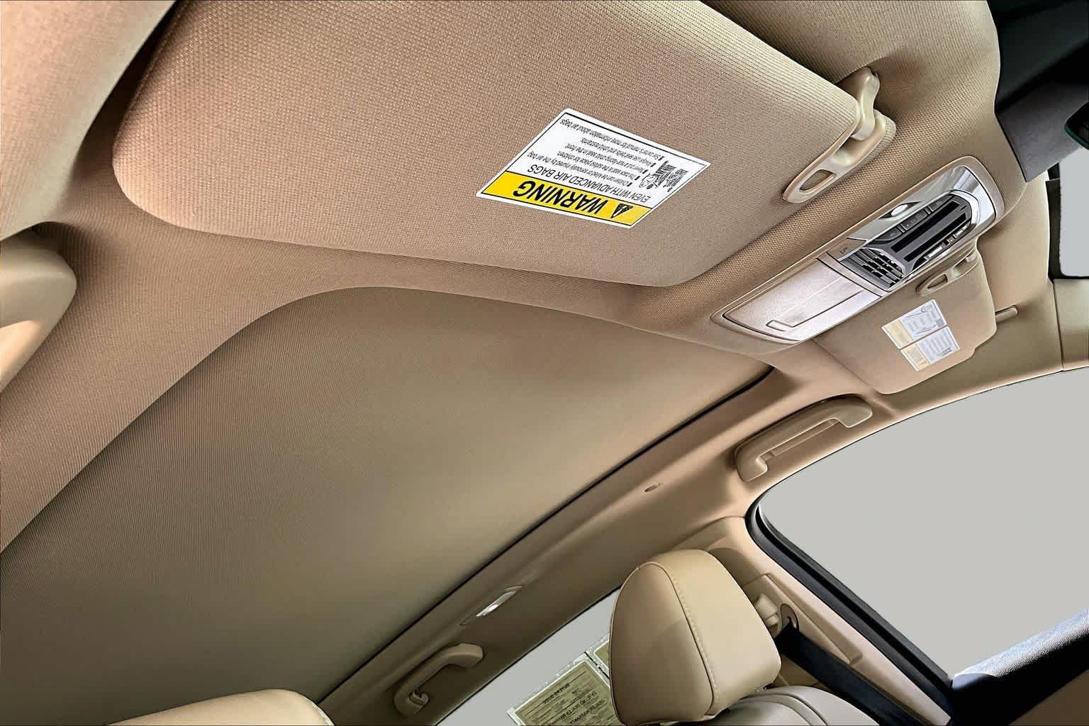 Certified 2024 Acura MDX w/ Technology Package FWD image 14