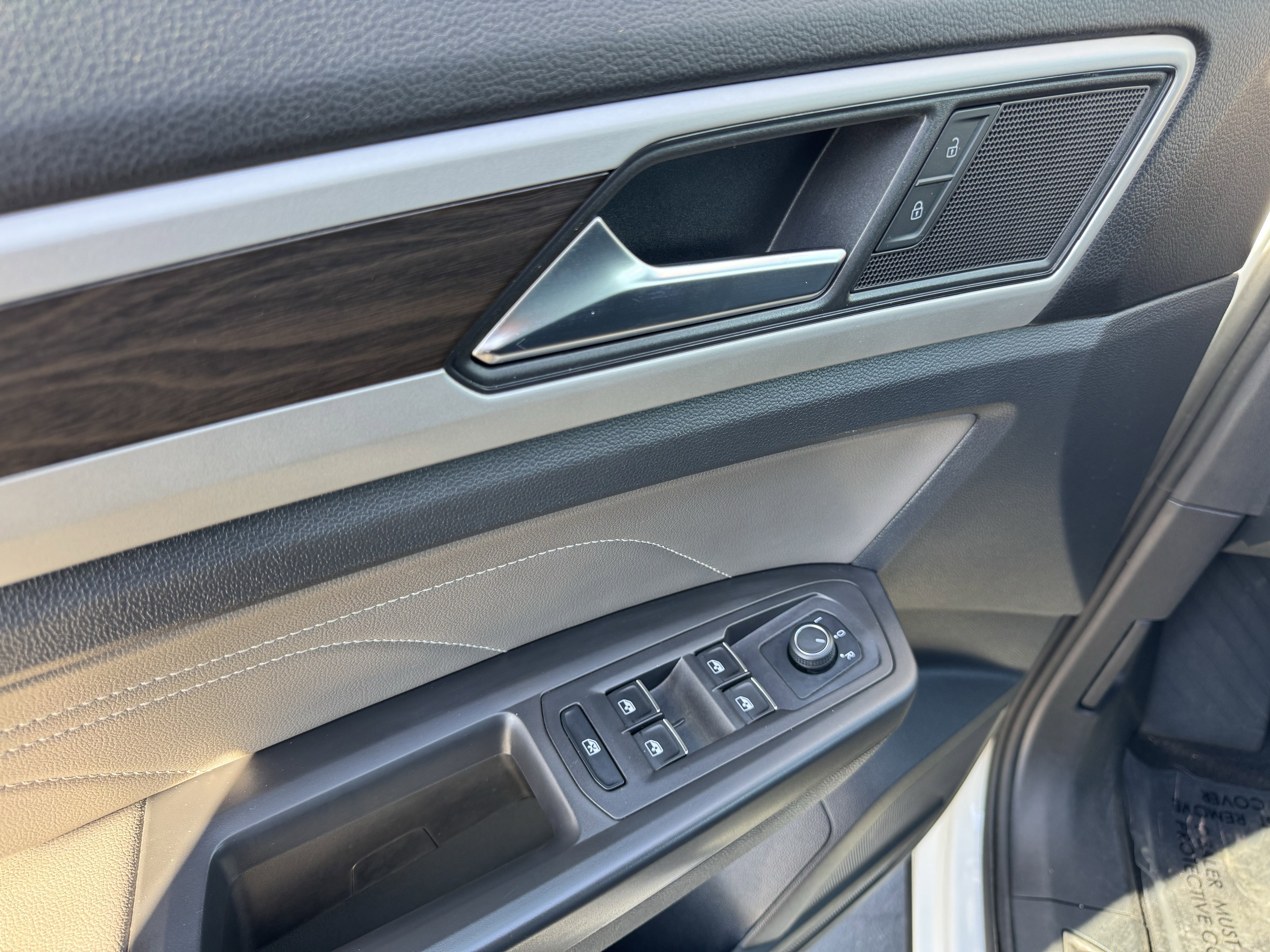 Used 2022 Volkswagen Atlas SE image 15