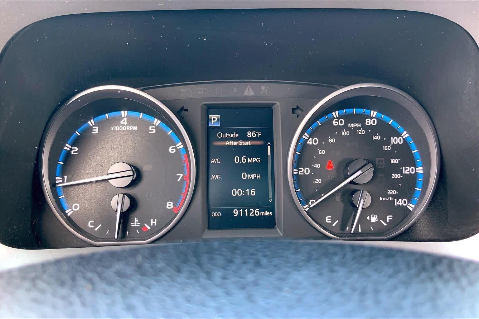 Used 2017 Toyota RAV4 LE FWD image 25