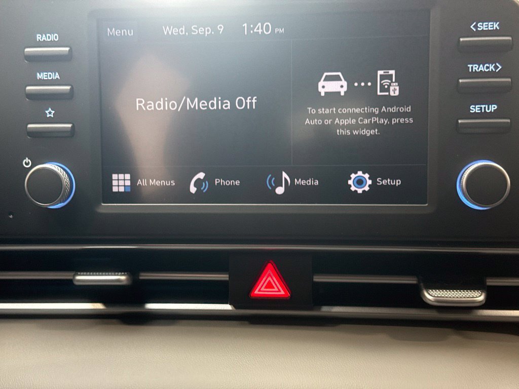 New 2026 Hyundai Elantra SE FWD image 14