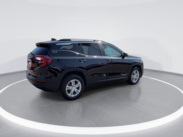Used 2022 GMC Terrain SLE w/ Driver Convenience Package AWD/4WD image 8