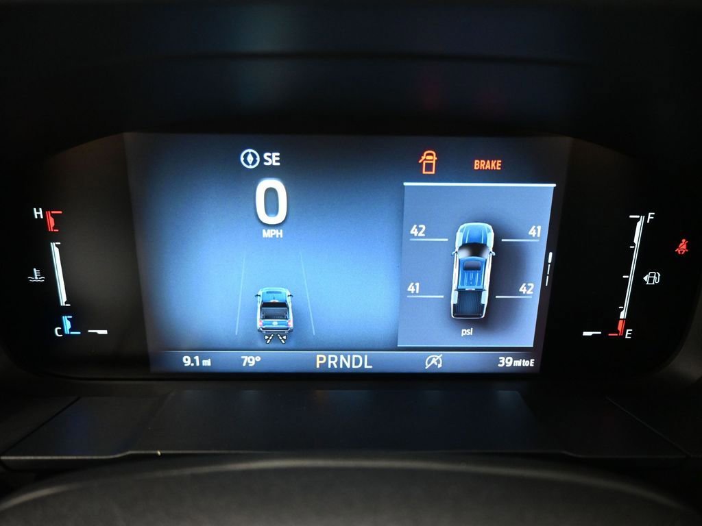 New 2025 Ford Maverick XLT w/ XLT Luxury Package image 12