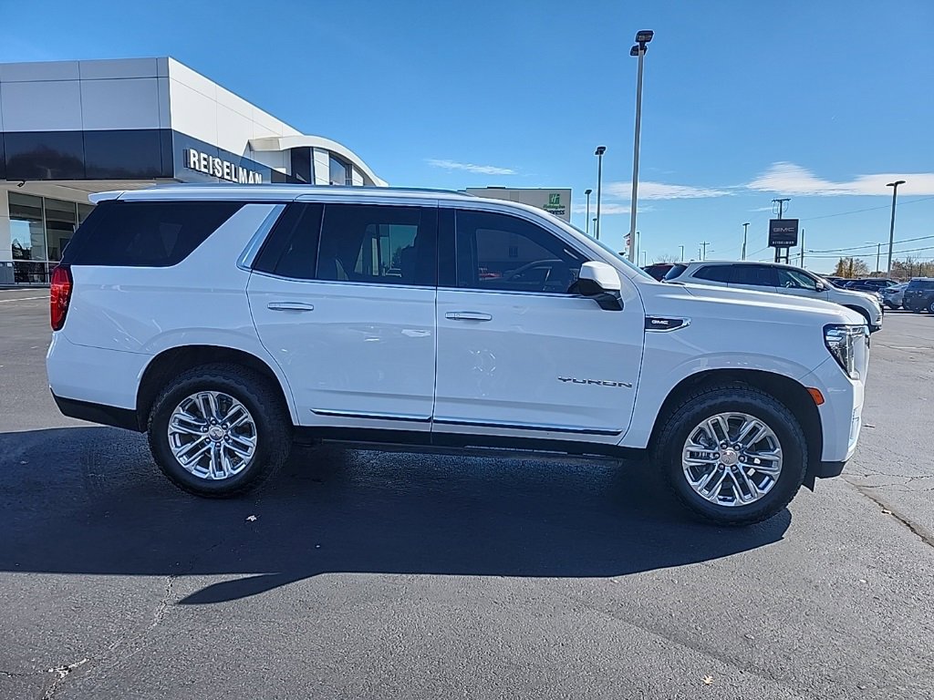 Used 2022 GMC Yukon SLT image 2