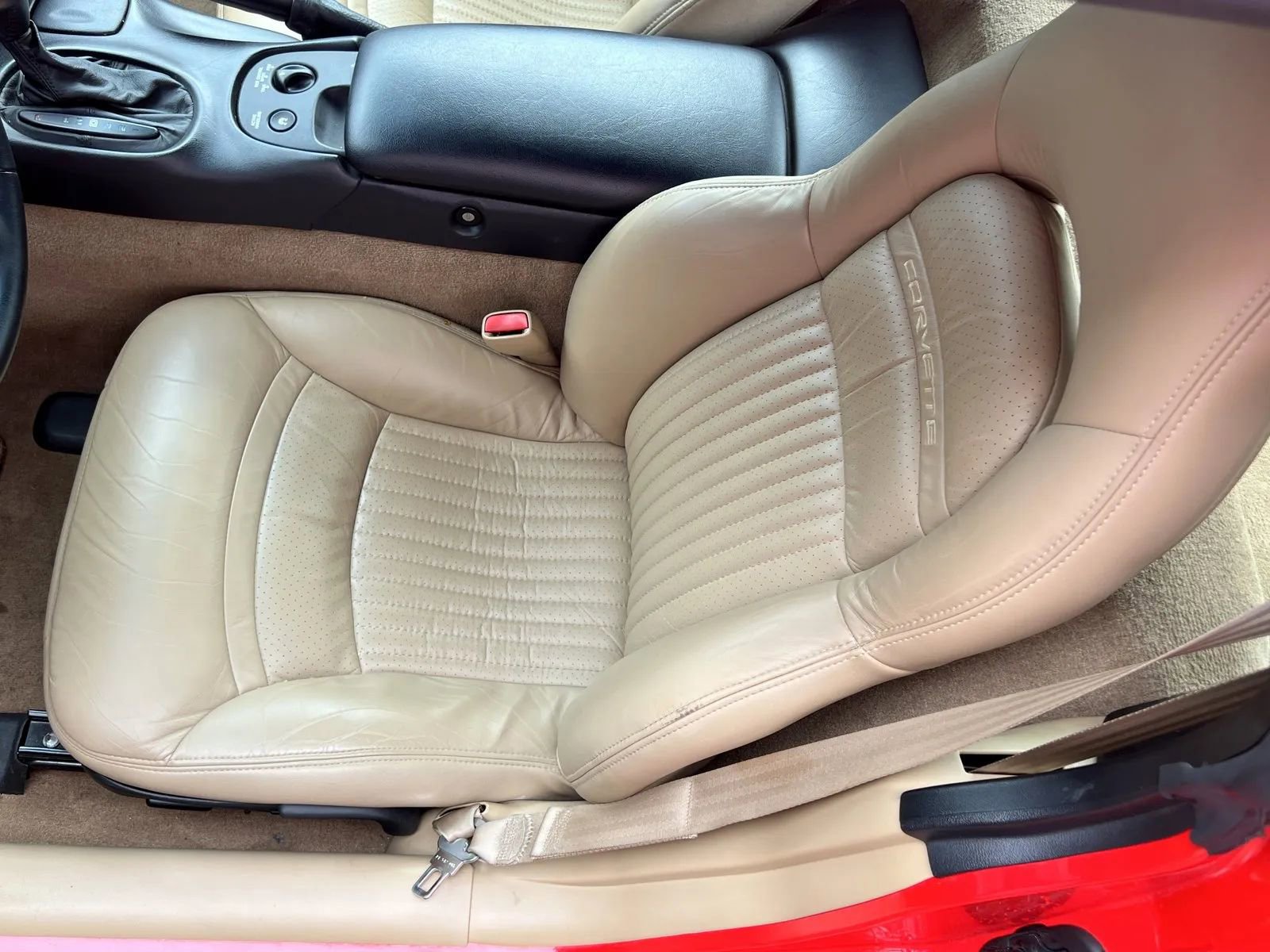 Used 1999 Chevrolet Corvette Coupe w/ Roof Pkg image 22