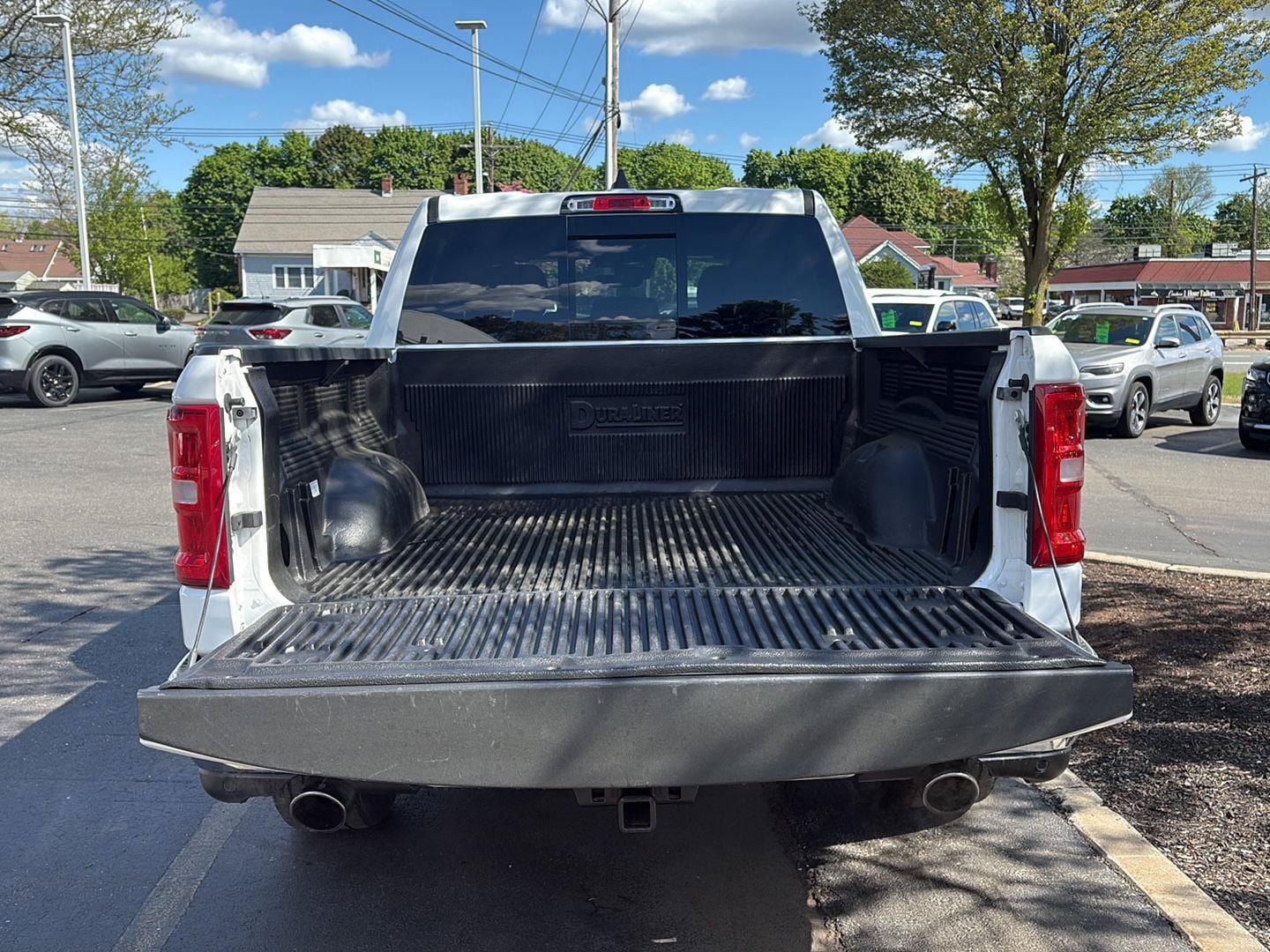 Used 2025 RAM 1500 Big Horn AWD/4WD image 10