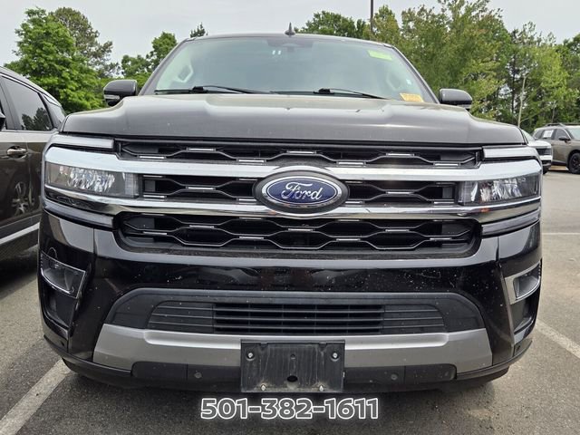 Used 2024 Ford Expedition Limited AWD/4WD image 7
