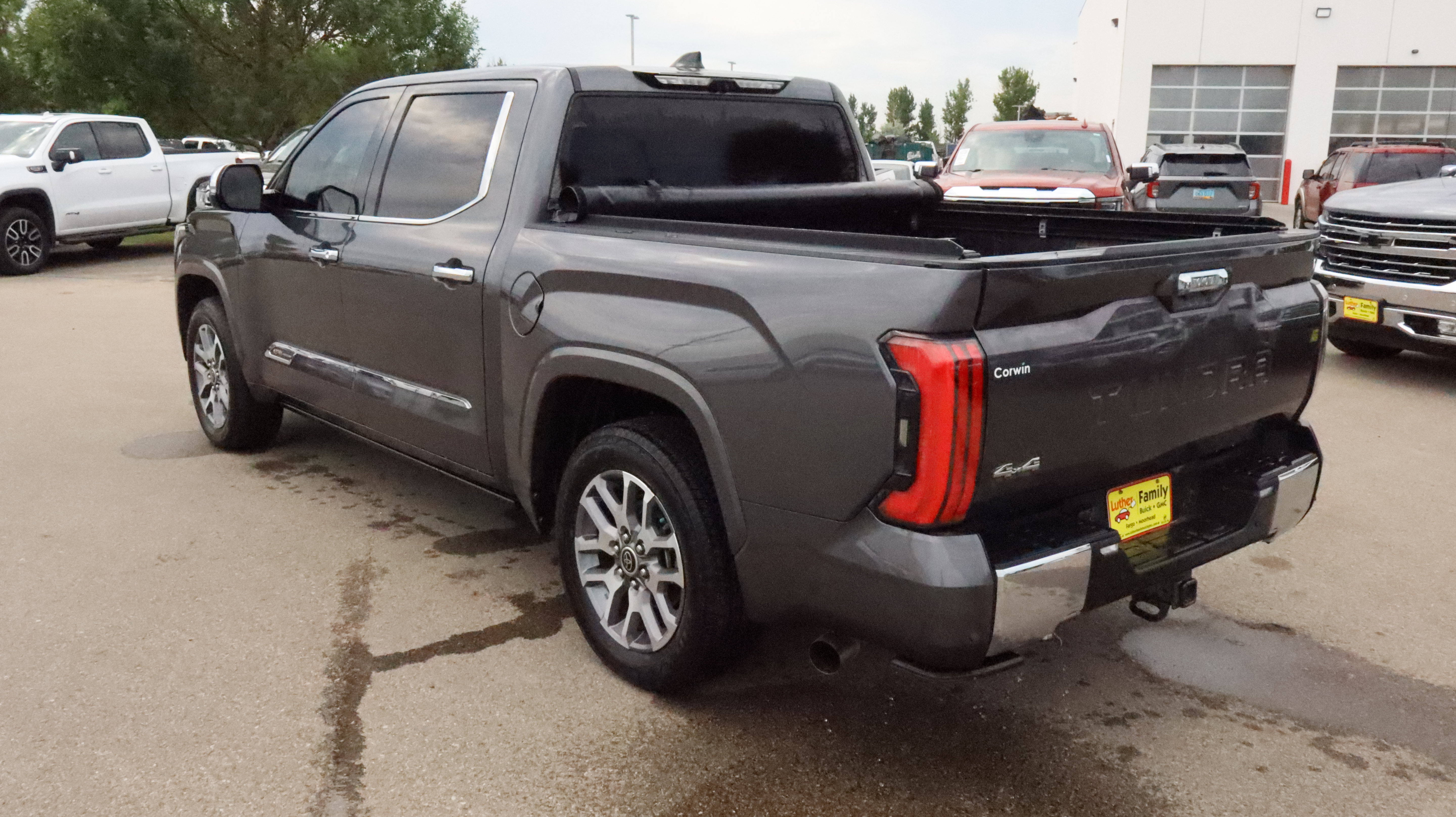 Used 2022 Toyota Tundra 1794 Edition w/ Advanced Package AWD/4WD image 5