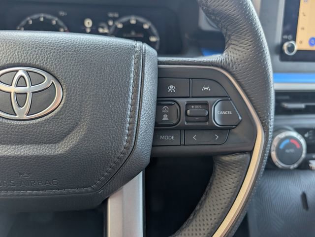 Used 2025 Toyota Tacoma TRD Off-Road image 15