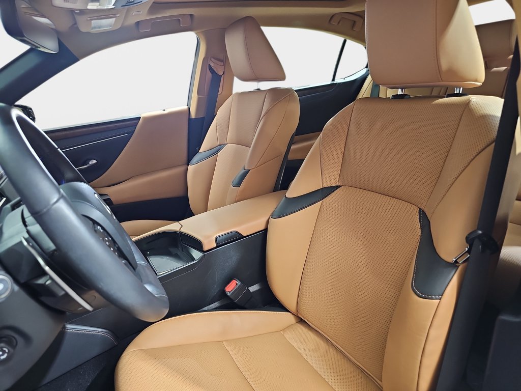 Certified 2025 Lexus ES 350 w/ Premium Package FWD image 14