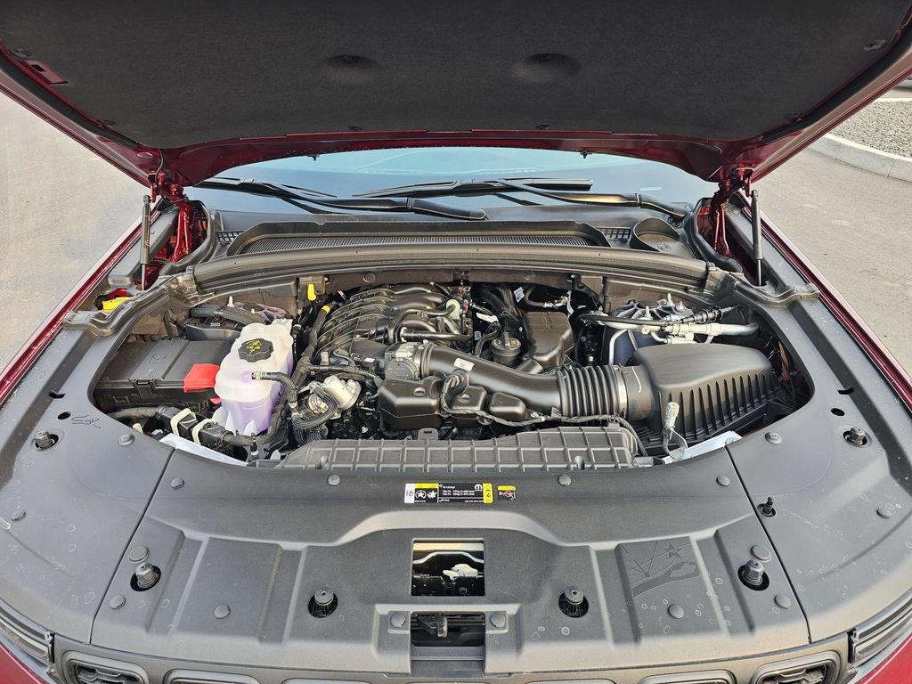 New 2025 Jeep Grand Cherokee L Altitude AWD/4WD image 9