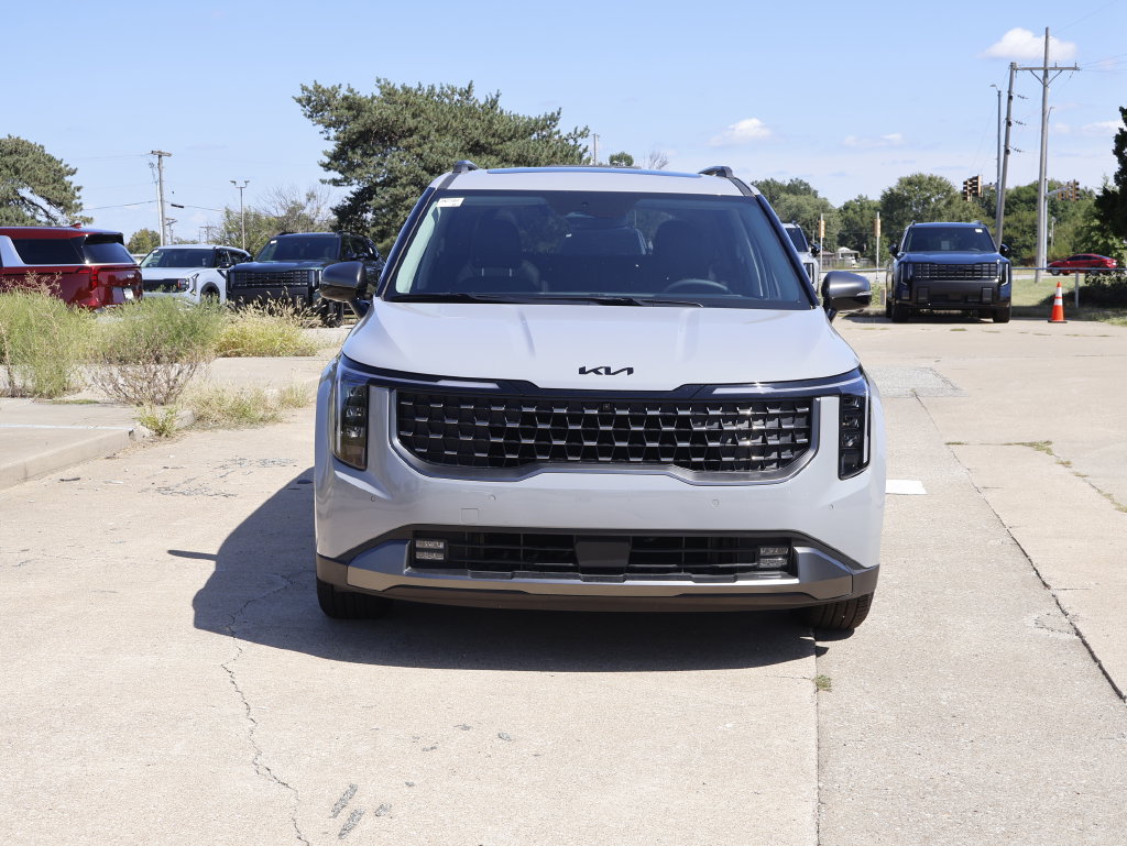 New 2027 Kia Carnival SX w/ Dark Edition Package FWD image 2