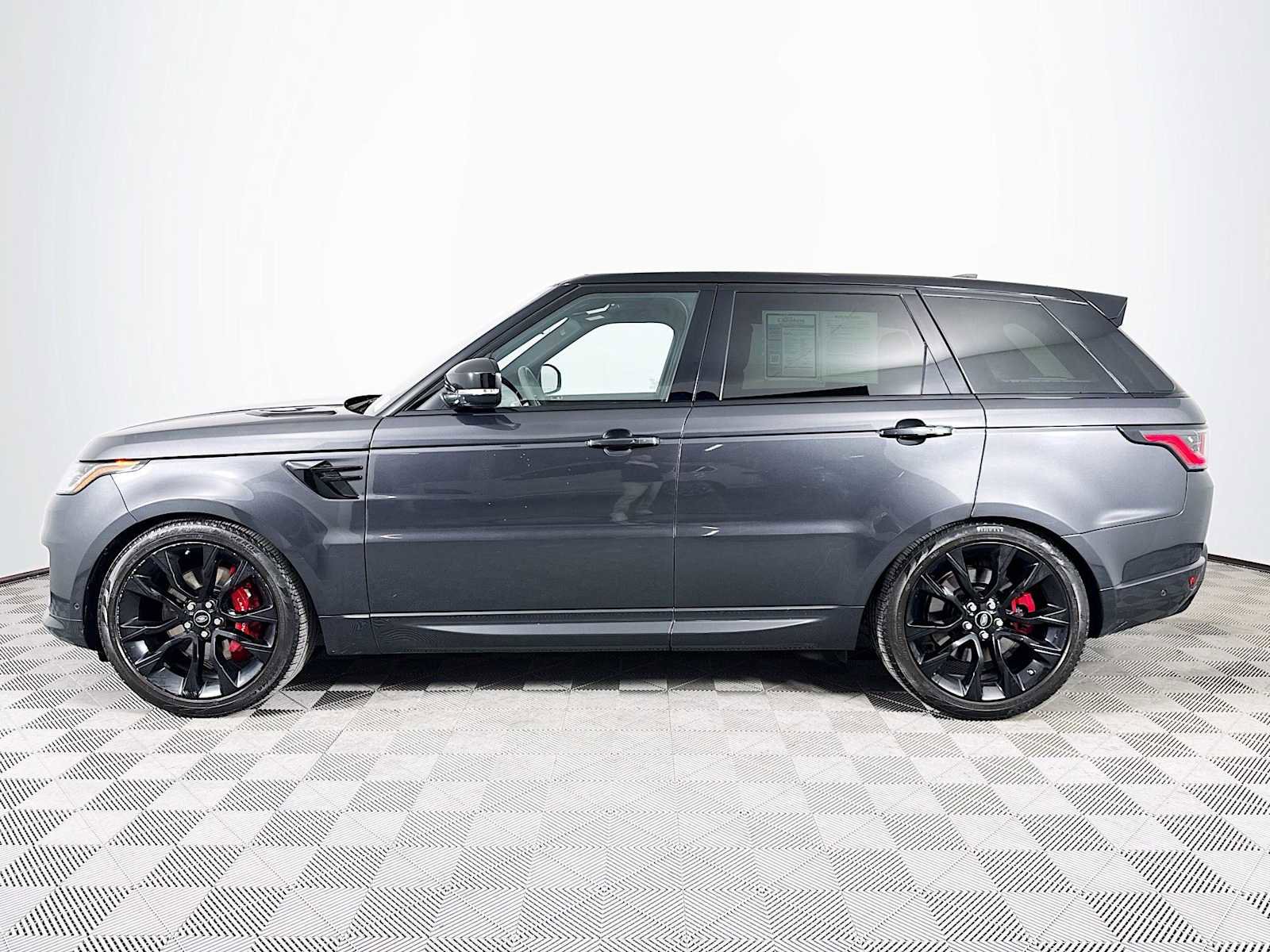 Used 2021 Land Rover Range Rover Sport HST image 8