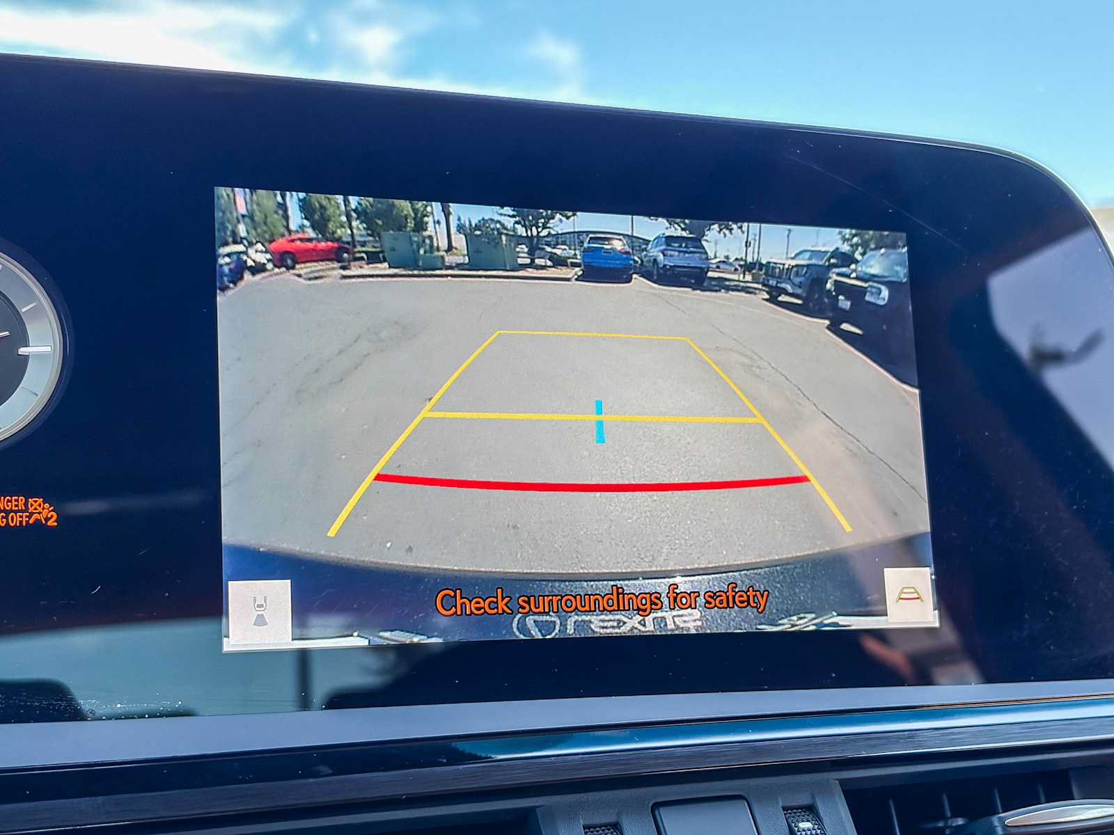 Certified 2024 Lexus ES 300h w/ Premium Package FWD image 24