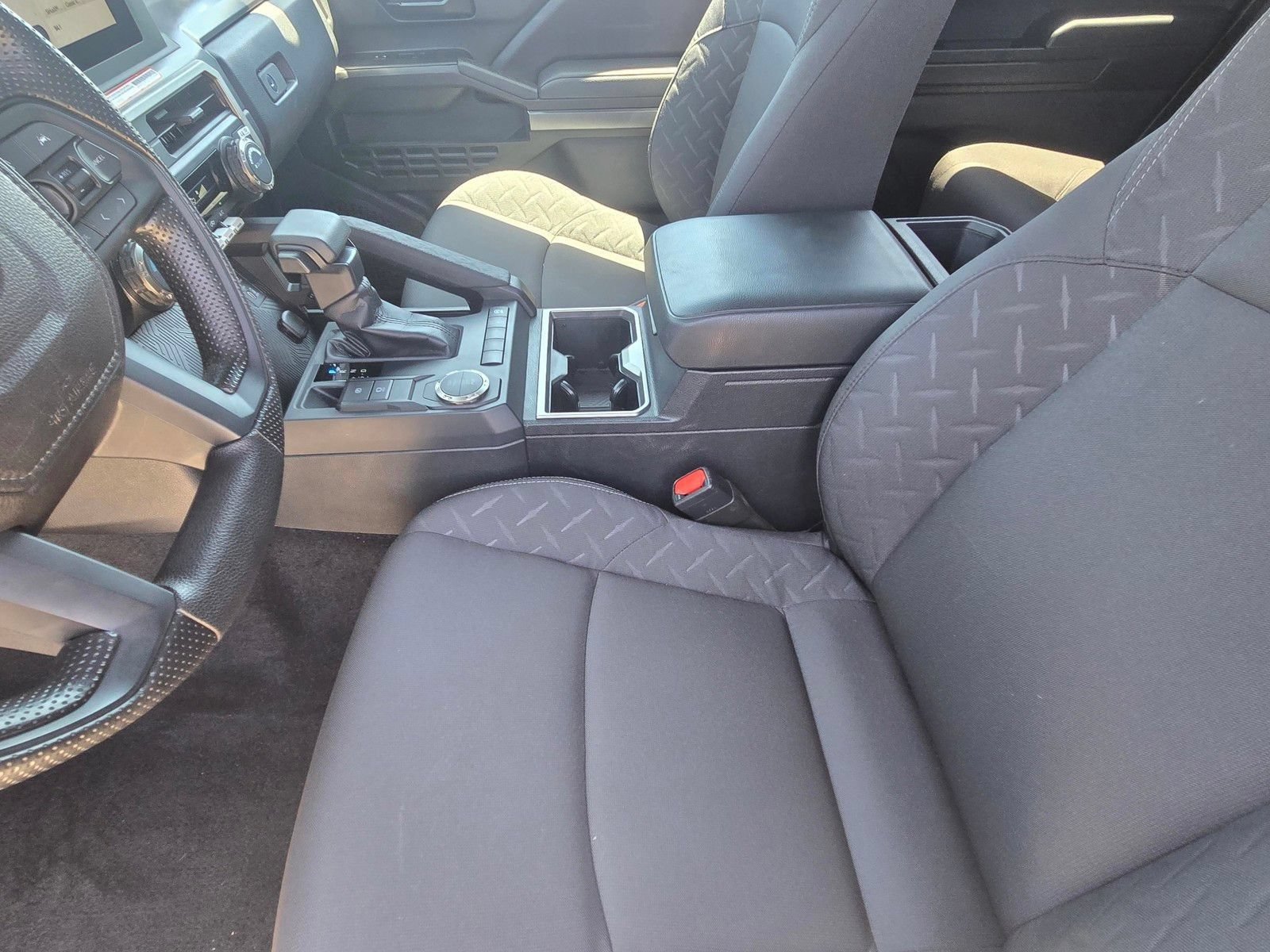 Used 2025 Toyota Tacoma SR5 RWD image 14