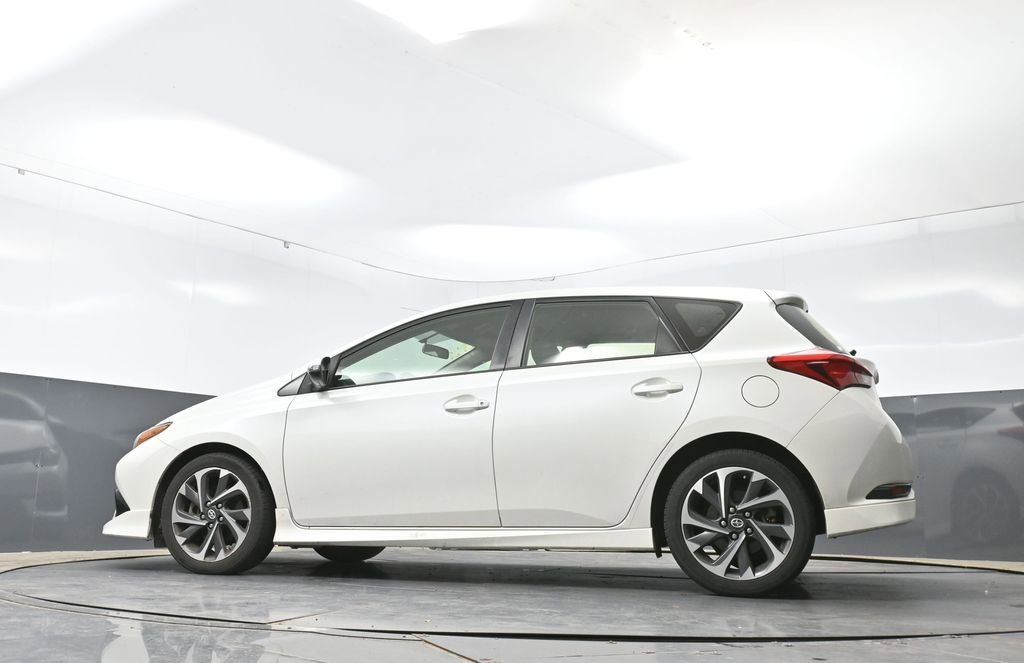 Used 2016 Scion iM FWD image 26