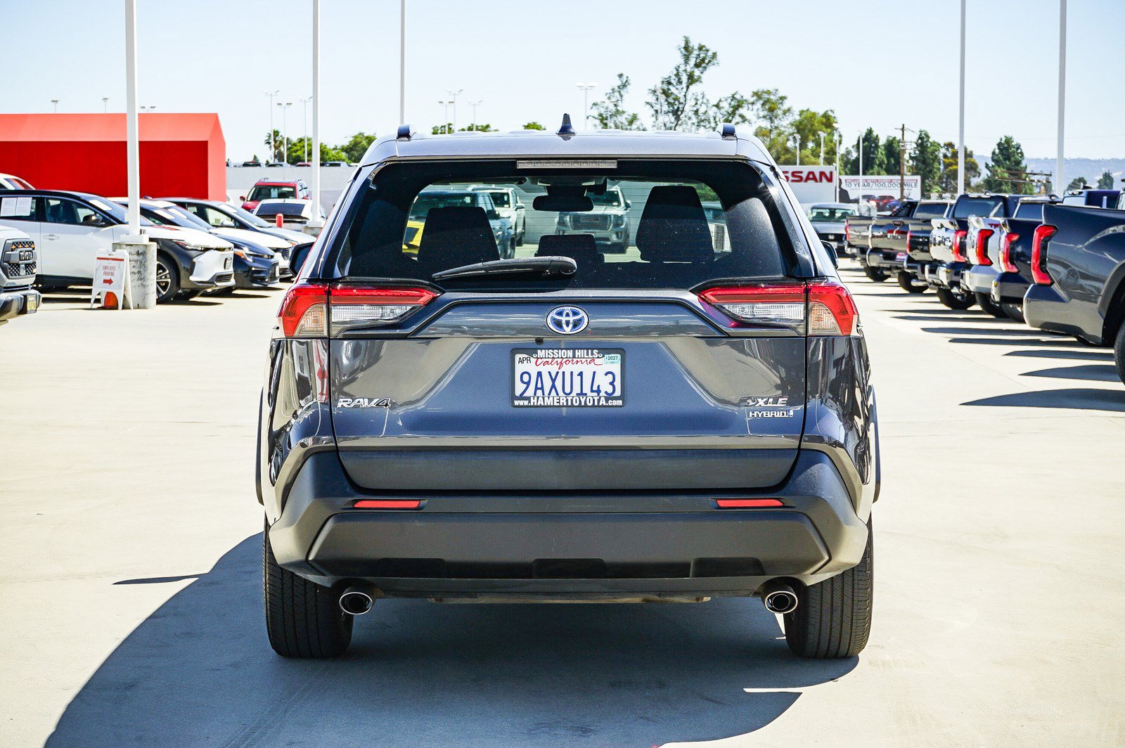 Used 2022 Toyota RAV4 XLE w/ Convenience Package AWD/4WD image 6