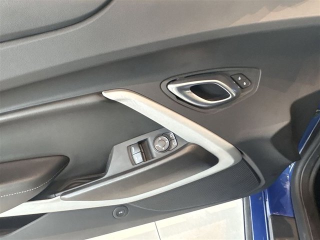 Used 2022 Chevrolet Camaro SS RWD image 23