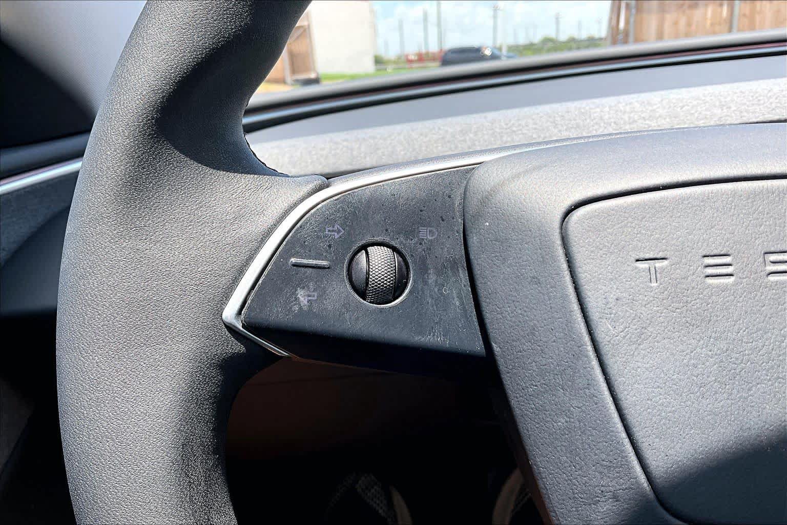 Used 2024 Tesla Model 3 Standard Range RWD image 22