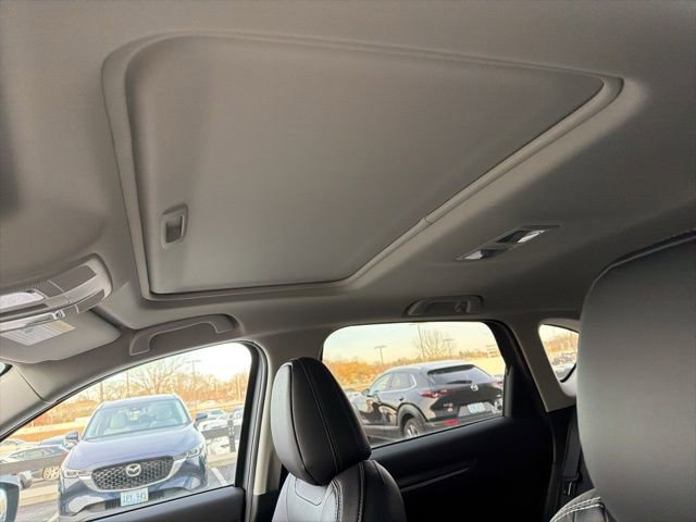 New 2025 MAZDA CX-5 AWD 2.5 S w/ Premium Plus Pkg image 11