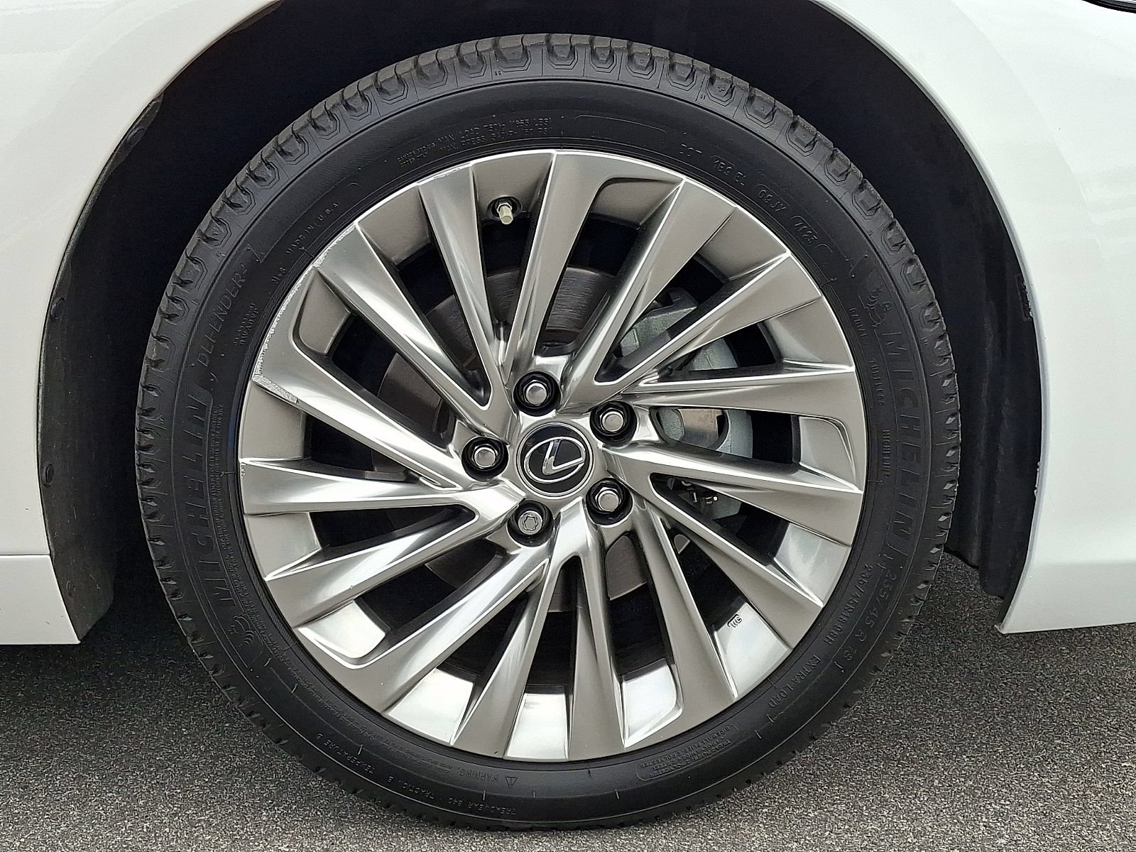 Used 2021 Lexus ES 350 Ultra Luxury w/ Accessory Package 2 FWD image 8