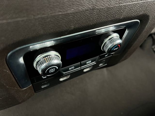 Used 2021 GMC Yukon SLT w/ SLT Luxury Plus Package image 20