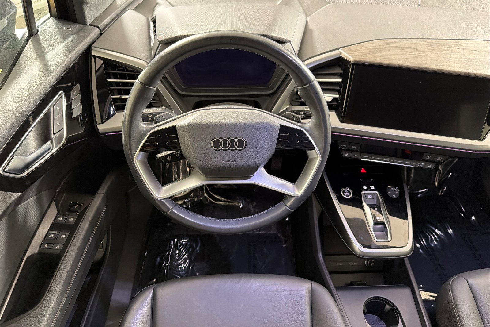 Certified 2023 Audi Q4 e-tron Premium w/ Premium Plus RWD image 13