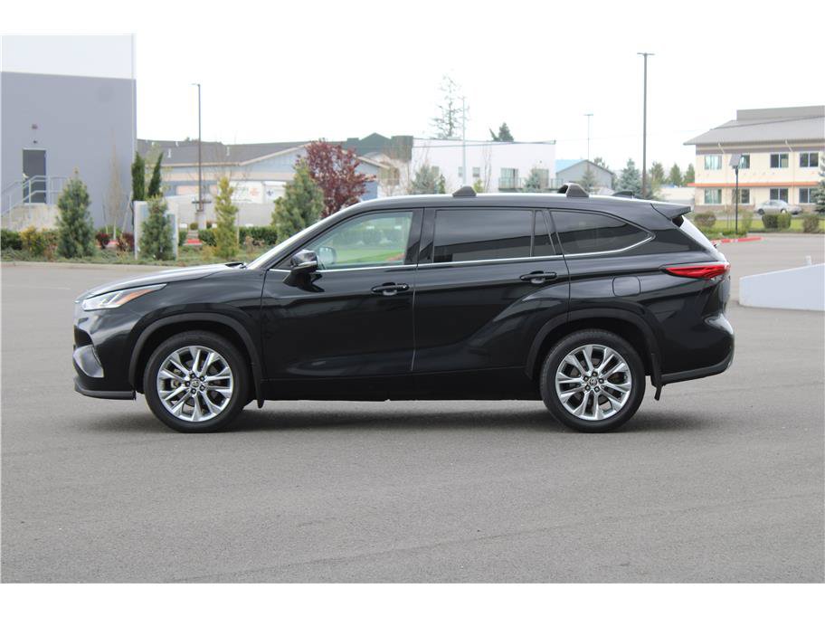 Used 2020 Toyota Highlander Limited AWD/4WD image 2