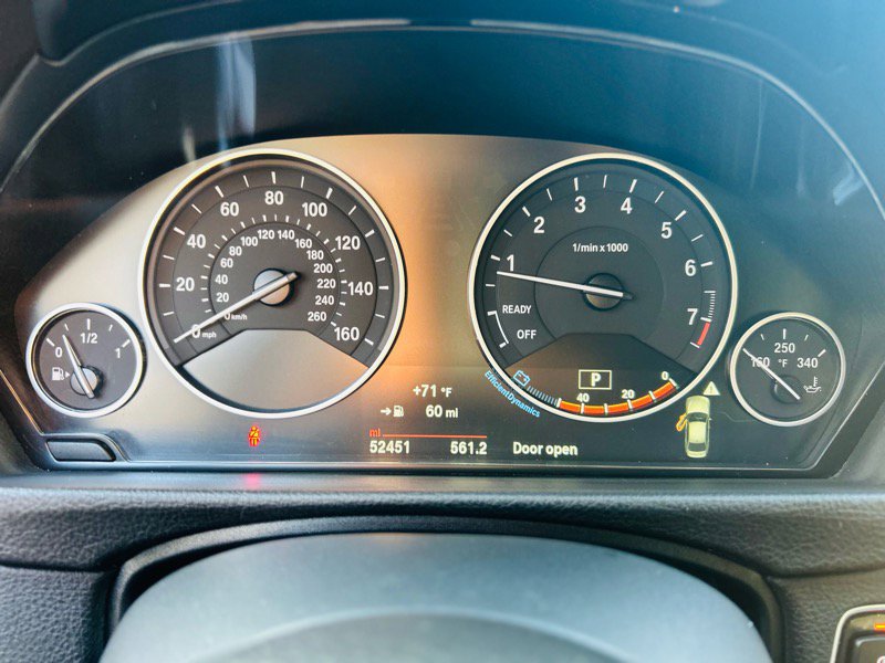 Used 2018 BMW 320i xDrive Sedan w/ Premium Package image 24