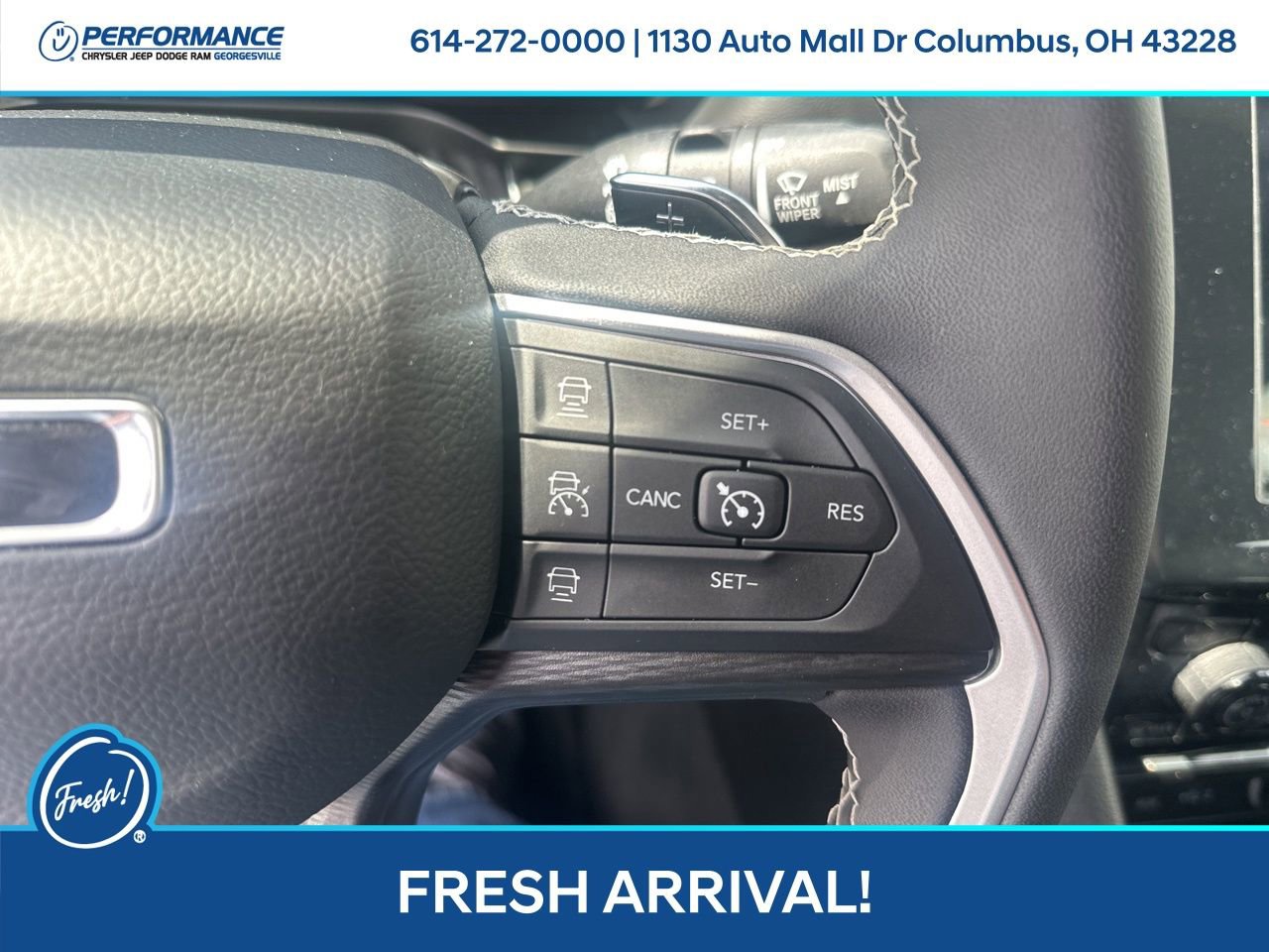 Used 2025 Jeep Grand Cherokee Laredo image 17