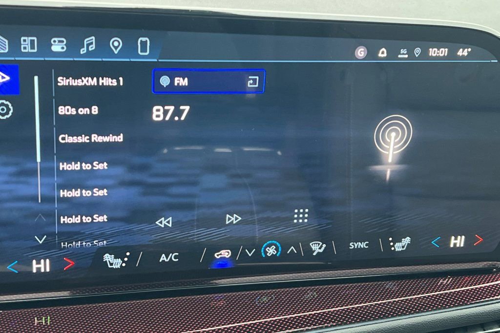 New 2026 Chevrolet Traverse Z71 w/ Enhanced Driving Package AWD/4WD image 15