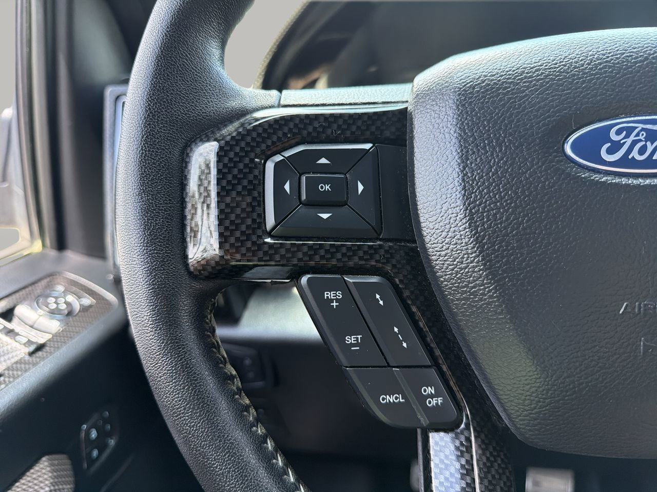 Used 2020 Ford F150 Lariat w/ Equipment Group 502A Luxury AWD/4WD image 26
