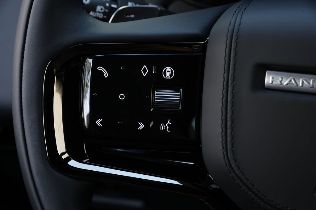 New 2026 Land Rover Range Rover Sport Dynamic SE AWD/4WD image 23