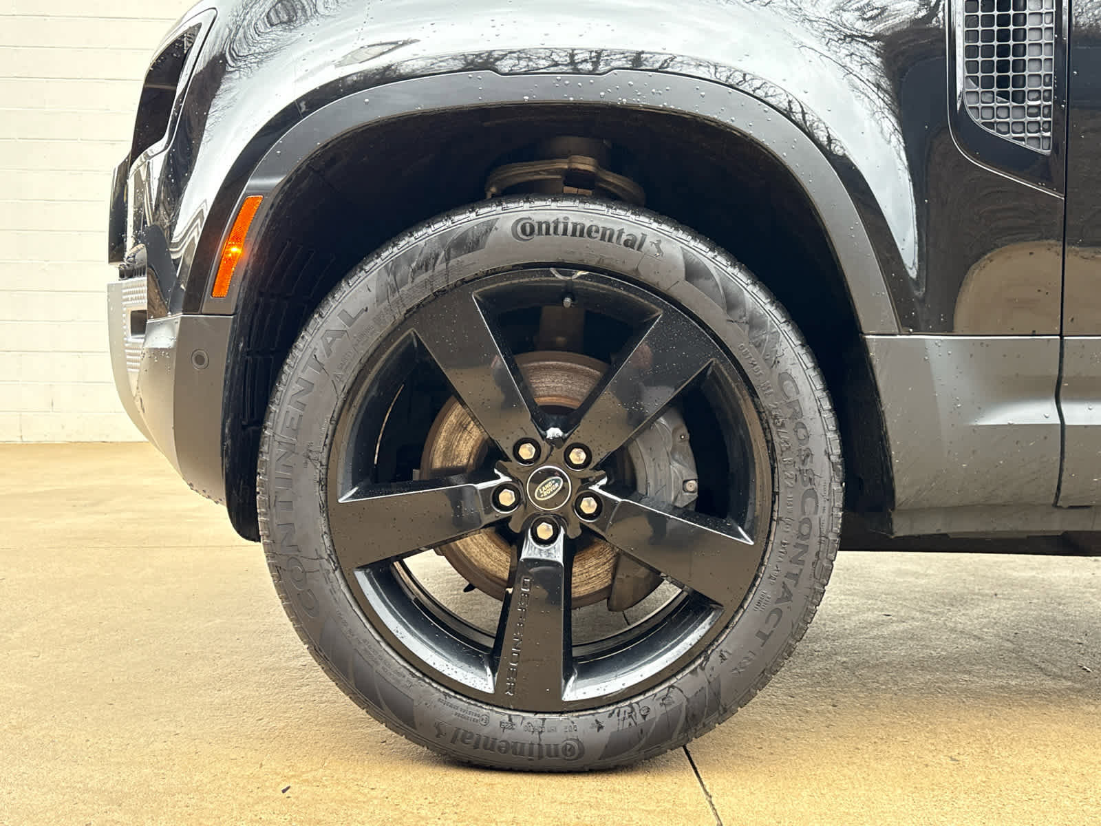 Certified 2024 Land Rover Defender 110 S image 6