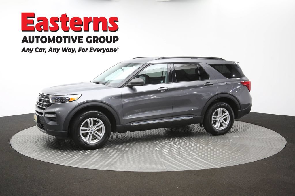 Used 2023 Ford Explorer XLT w/ Equipment Group 202A AWD/4WD image 57