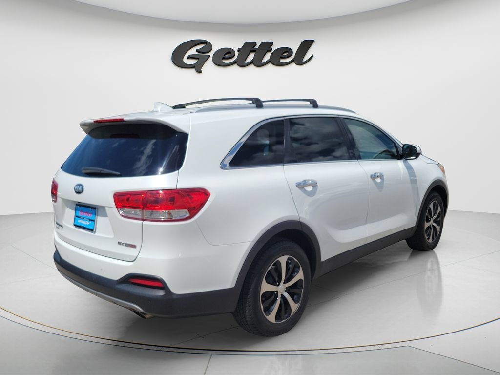 Used 2017 Kia Sorento EX w/ EX Premium Package FWD image 5