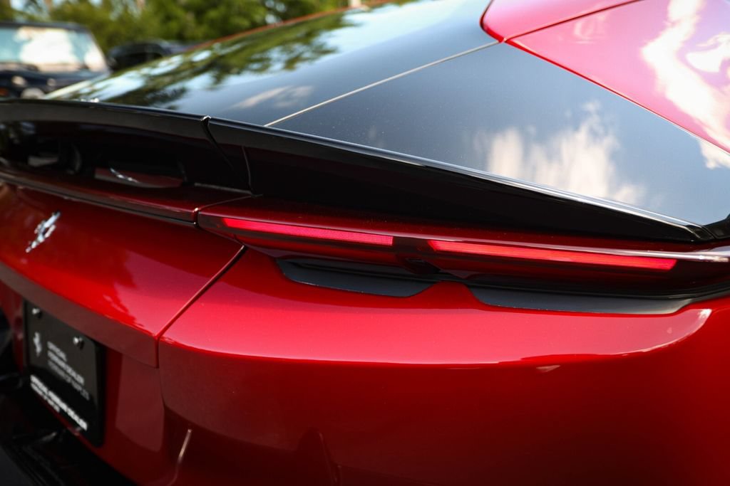 Certified 2025 Ferrari 12Cilindri RWD image 20