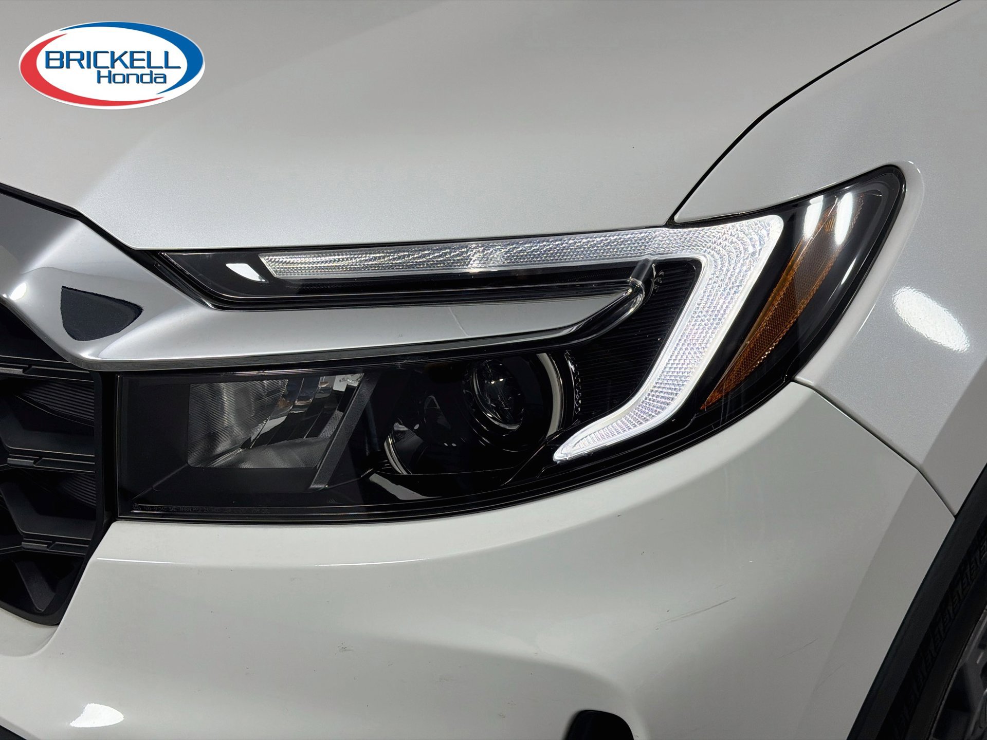 Used 2023 Honda Passport EX-L image 10