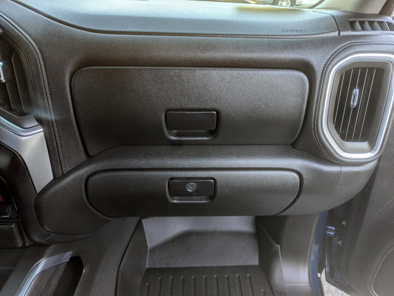 Used 2021 Chevrolet Silverado 1500 LTZ w/ Z71 Off-Road Package image 34