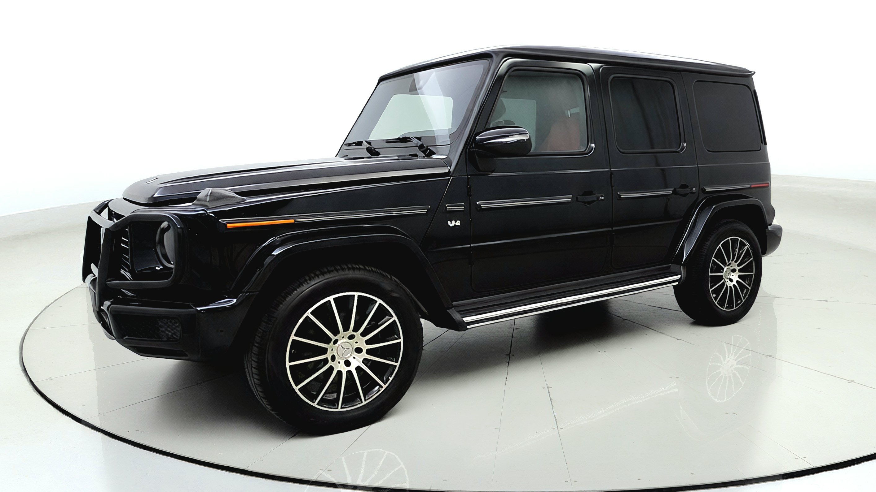 Used 2022 Mercedes-Benz G 550 image 3