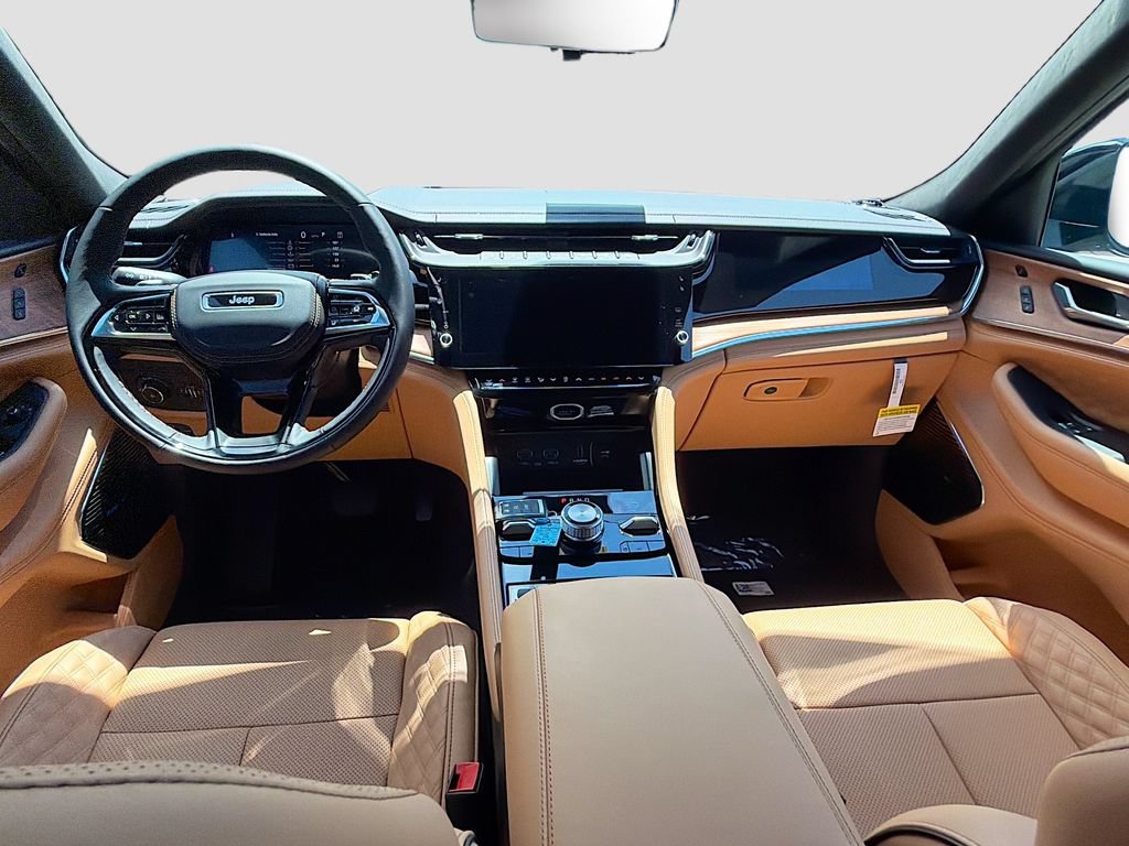 New 2026 Jeep Grand Cherokee Summit AWD/4WD image 18