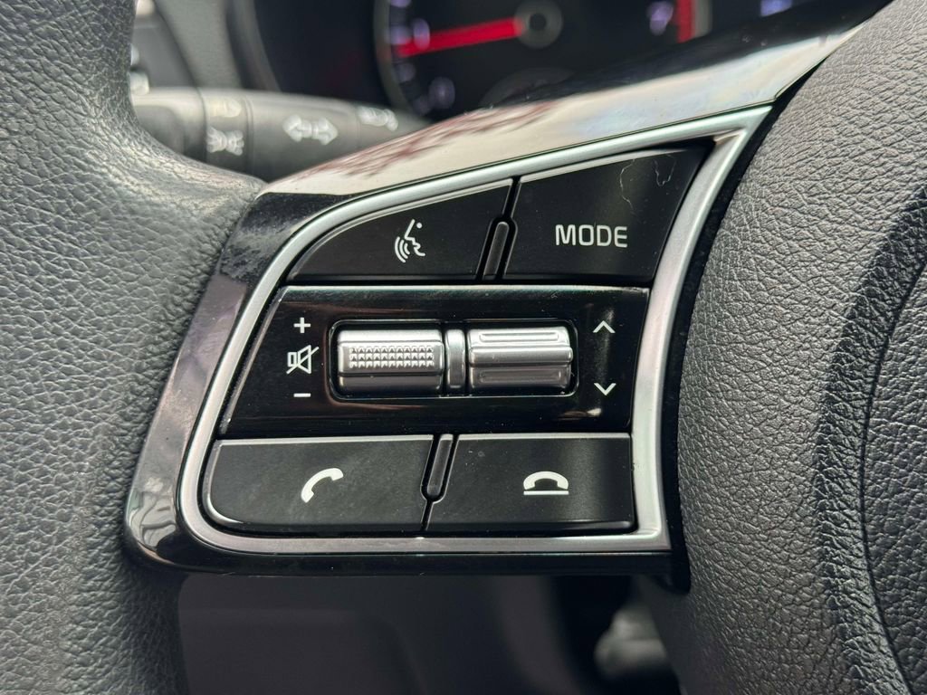 Used 2020 Kia Optima LX FWD image 18