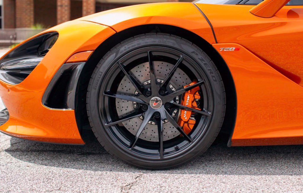 Used 2018 McLaren 720S Performance RWD image 20