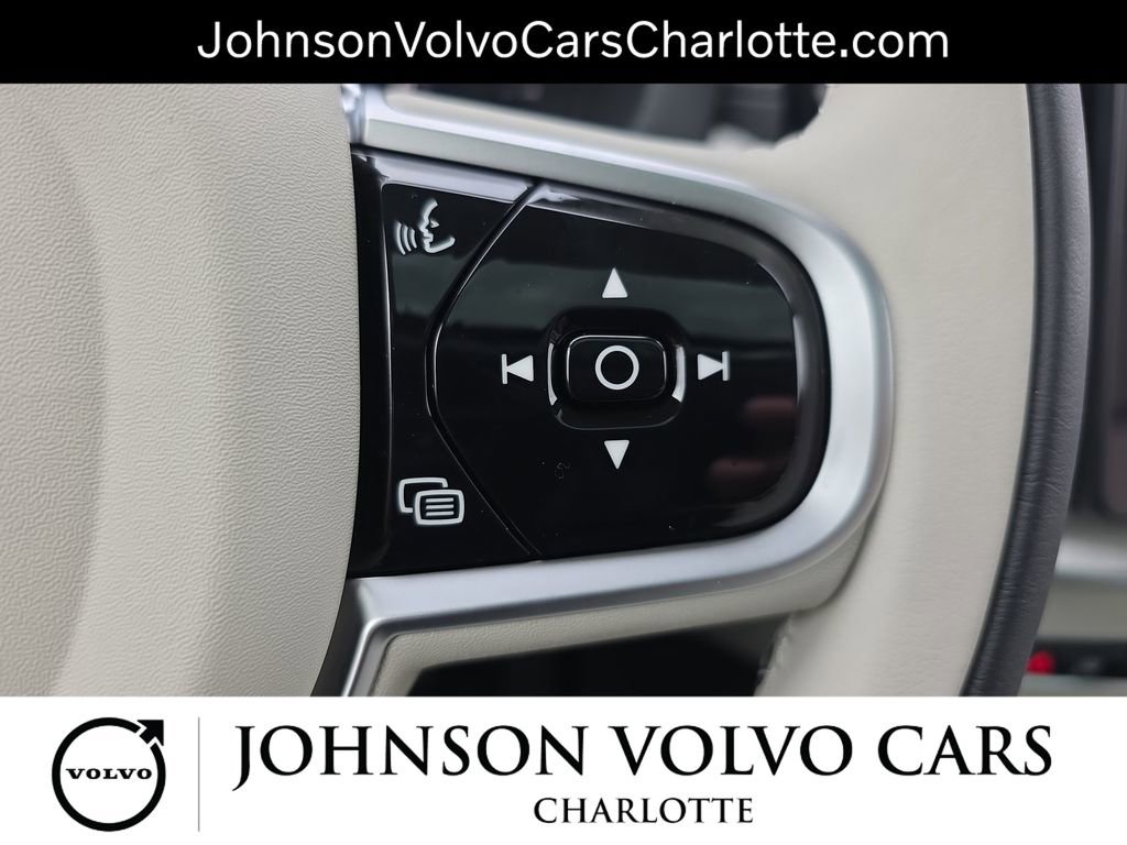 New 2026 Volvo XC60 T8 Ultra w/ Protection Package Premier image 18