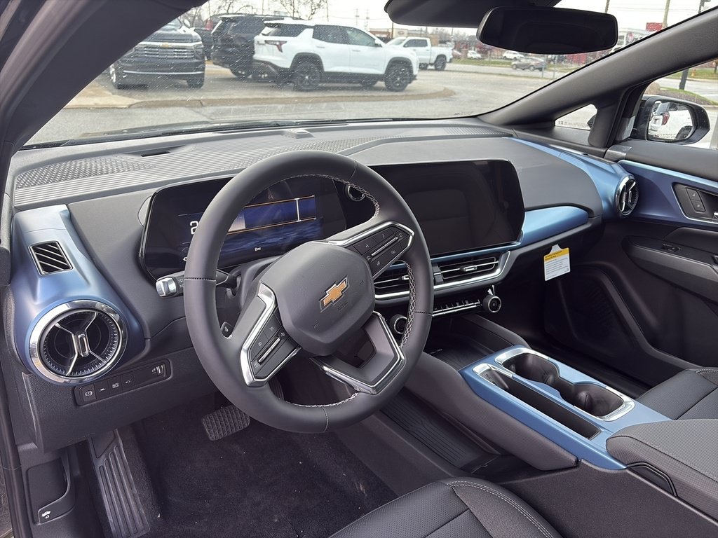 New 2026 Chevrolet Equinox EV LT FWD image 6