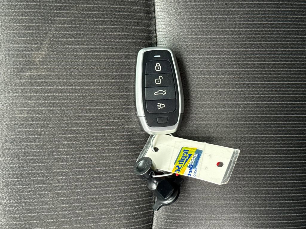 Used 2018 Honda Accord Sport image 29