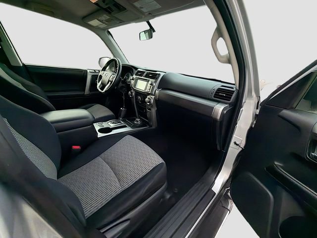Used 2014 Toyota 4Runner SR5 image 27