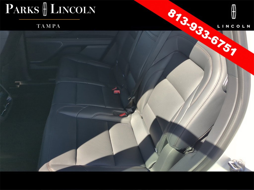 Used 2024 Lincoln Nautilus Premier w/ Jet Appearance Package image 15