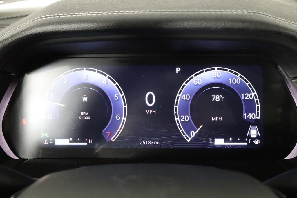 Used 2023 Jeep Grand Cherokee Limited AWD/4WD image 11